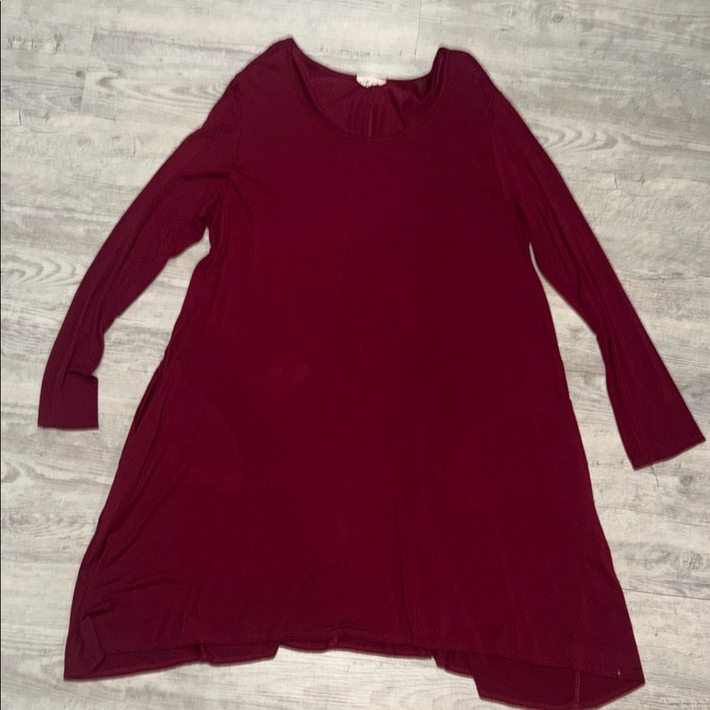 Elegant Burgundy Long Sleeve Flowy Dress